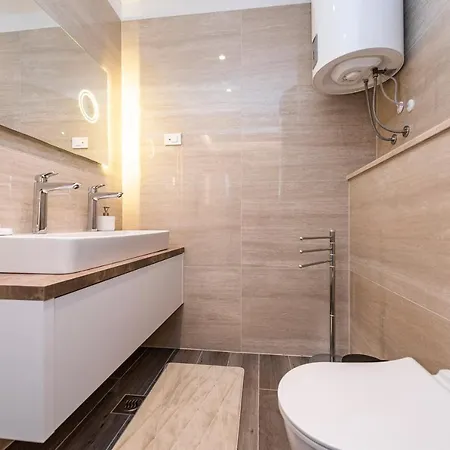 5-star Luxury Penthouse Hedera *