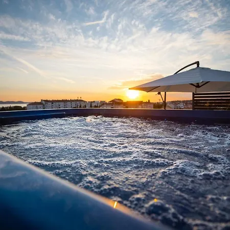 5-star Luxury Penthouse Hedera